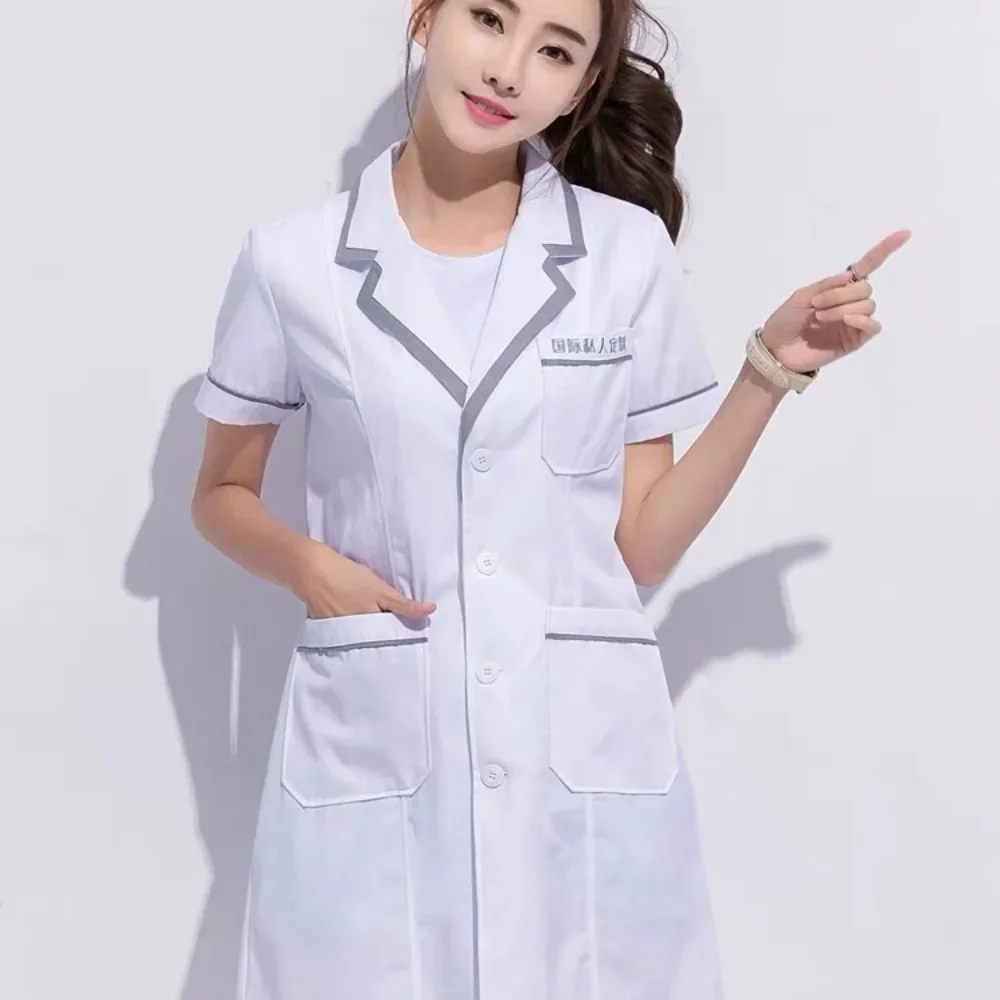 Custom Logo Lapel Beauty Unifo - Medical Lab Management recensie en prijs